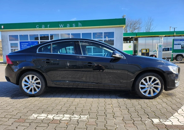 Volvo S60 cena 45900 przebieg: 139900, rok produkcji 2014 z Poznań małe 352